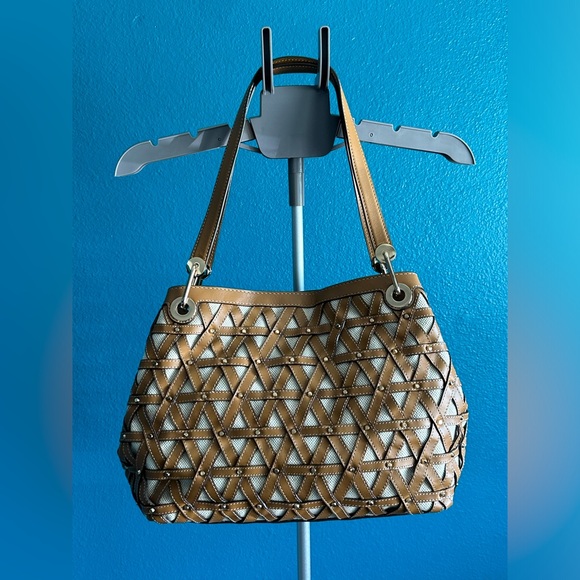 Michael Kors RAVEN Studded Woven Leather Large Shoulder Bag Tote - Picture 7 of 16